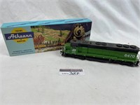 Athearn, Burlington Northern SD45,W/box,Green,6470