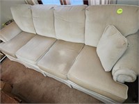 8" 4-Cushion Couch