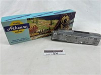 Athearn, undecorated Sd-45, W/box