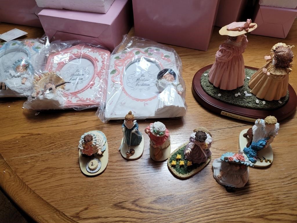 700+ Vintage Dolls: Porcelain, Barbies, Collectibles & More