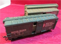 HO Lot 3 British Columbia Railway HO Box Cars