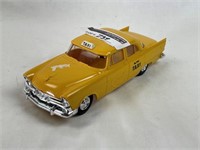 Johan , 1956 Plymouth, Yellow taxi