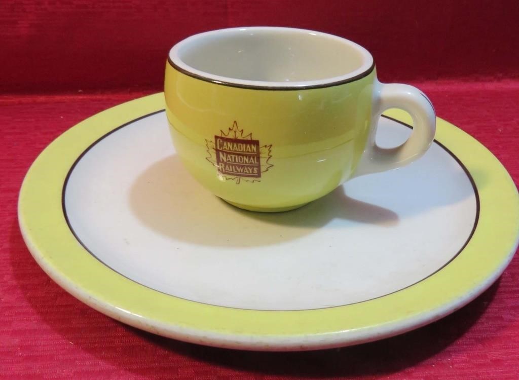 Old CNR Dining Car Coffee Cup & Plate Grindley