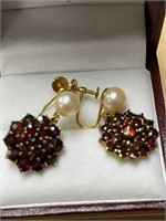 14k Earrings w/pearls and Red Stones