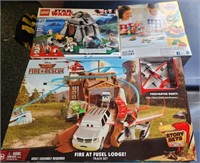 J - LEGO STAR WARS, DISNEY FIRE & RESCUE SET