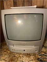 Magnavox Color TV Built In VCR