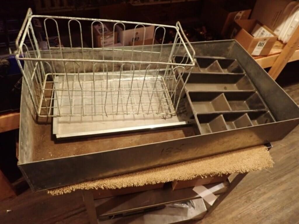 Sheet Metal Pan- 30"Lx16"Wx5"H, Basket, Divided