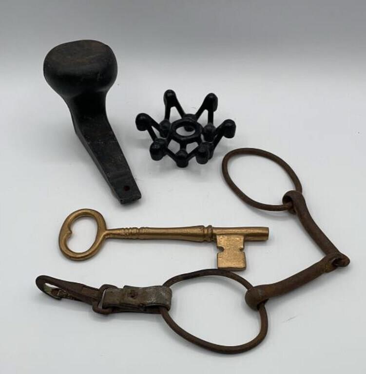 HORSE BITS-CAST IRON KEY-MISC CAST IRON