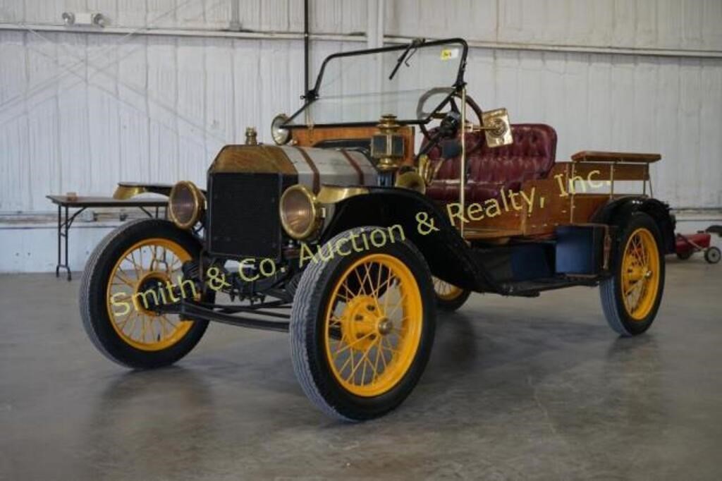 MODEL T FORD