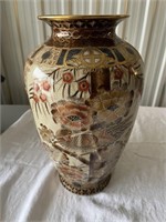 offsite Chinese Vase