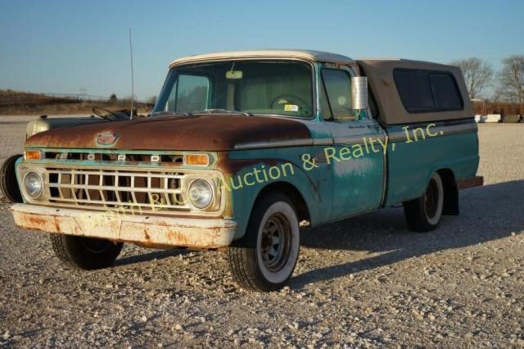 1965 FORD 100 TWIN BEAM CUSTOM CAB PICKUP