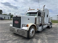 1999 Peterbilt 379 w/ Mid Roof Sleeper