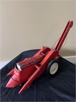 Tru Scale Toy Tractor with Corn Picker