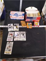 Assortment of BAseball Cards '80s & 90s