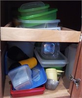 Q - LOT OF FOOD STORAGE CONTAINERS (K59)