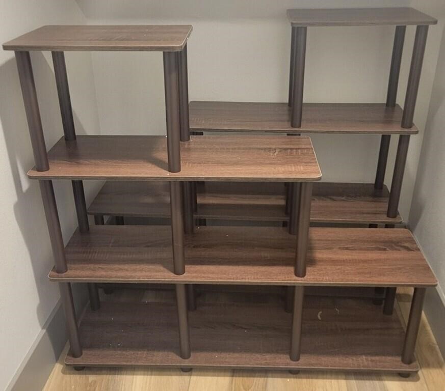 J - LOT OF 2 DISPLAY / BOOK SHELF UNITS (B30)