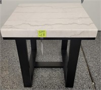 J - SIDE TABLE 24X24" (G8)