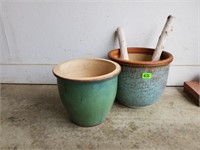 Pottery pots, birch branches (2)
