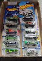 FLAT OF 12 NOS HOT WHEELS