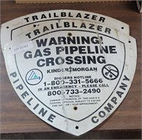 2 TRAILBLAZER GAS PIPELINE WARNING SIGNS