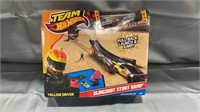 Hot wheels slingshot stunt ramp yellow driver