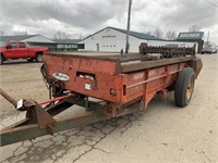 New idea manure spreader