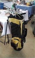 Affinity Golf Bag with clubs