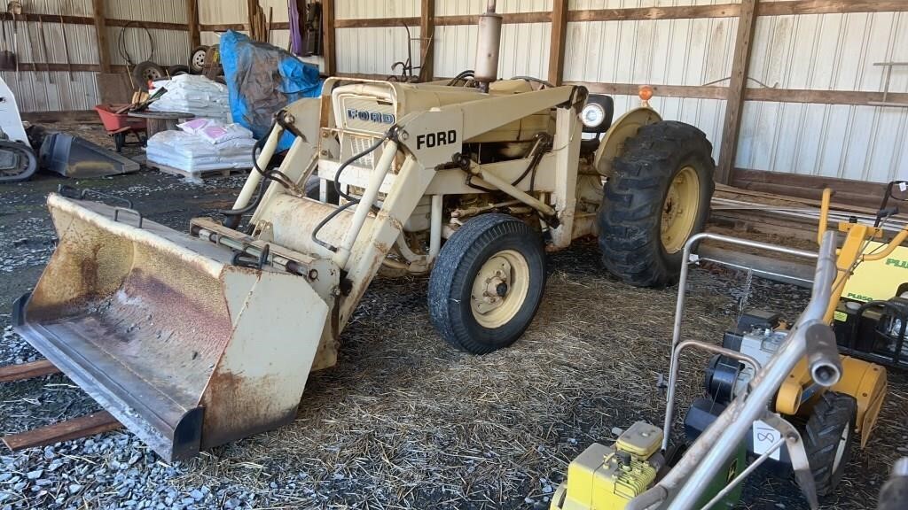 FORD 3400 INDUSTRIAL TRACTOR W/ BUCKET & FORKS