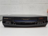 Panasonic 4 Head HIFI VCR Powers Up Untested