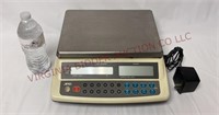 A&D Counting Scale Model HC-3KB - Powers On