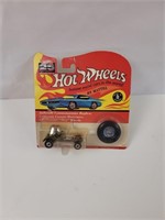 1992 Hot Wheels car w/ collector's button