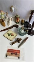 Assorted small vintage collectibles