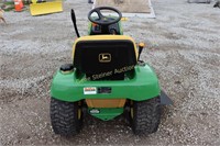 John Deere LT 133 Mower 38"