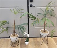J - LOT OF 3 FAUX PLANTS (B26)