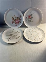 Oneida dinnerware plates