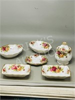 Royal Albert Old Country Roses condiment dishes