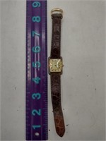 Vtg must de Cartier? Wrist Watch 90449