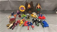 Assorted loose superhero figures and accessories