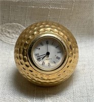 Quartz Golf Ball Mini Clock