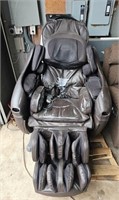 Inada DreamWave massage chair full retail $8,999