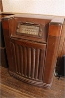 Vintage Philco Radio