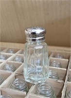 Libbey Salt & Pepper Shakers 4pc