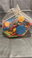 Tinker Toys Plastic Set