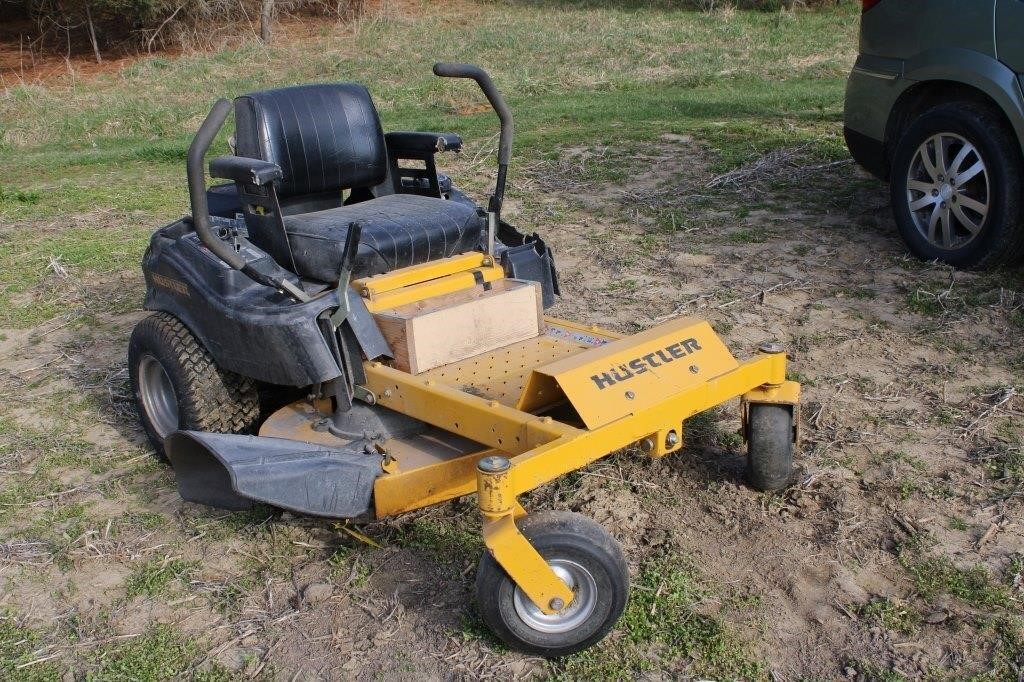 Hustler 42" Zero Turn Mower