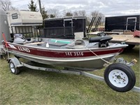 14' aluminum Lund Fishing boat w/ ownership