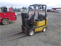 Yale GLC040AFNUAV061 Forklift