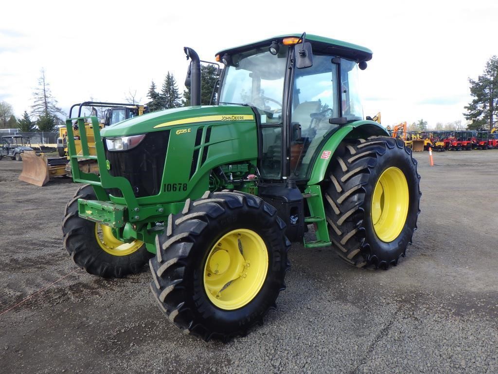 2016 John Deere 6135E Tractor