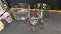 Glass bowls and measuring cups