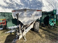 Willmar 600 fertilizer spreader, 6 ton