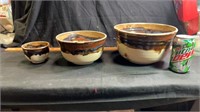 Set of 3 pottery bowls
